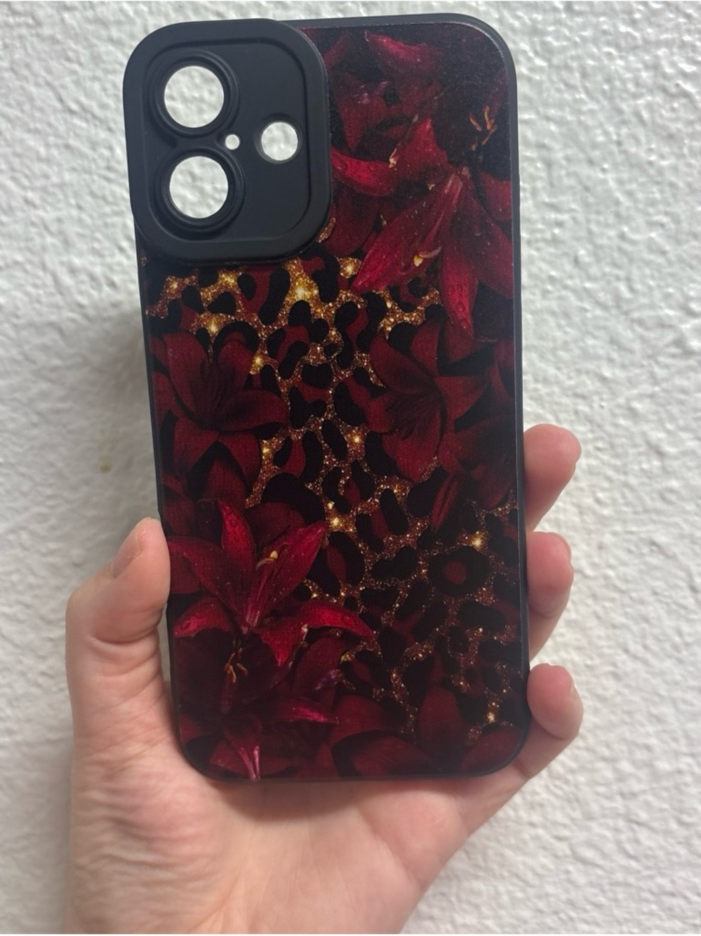 Floral Red & Gold Glitter Phone Case - Stylish Protective Cover (IPHONE 16+ case